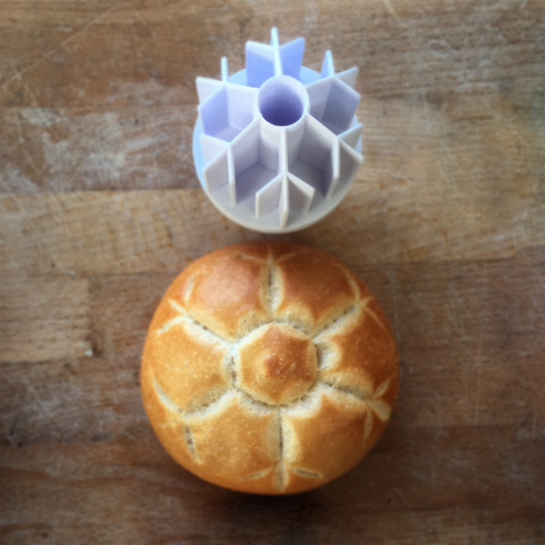 3D-Printed Bread Stampers : bread stamp